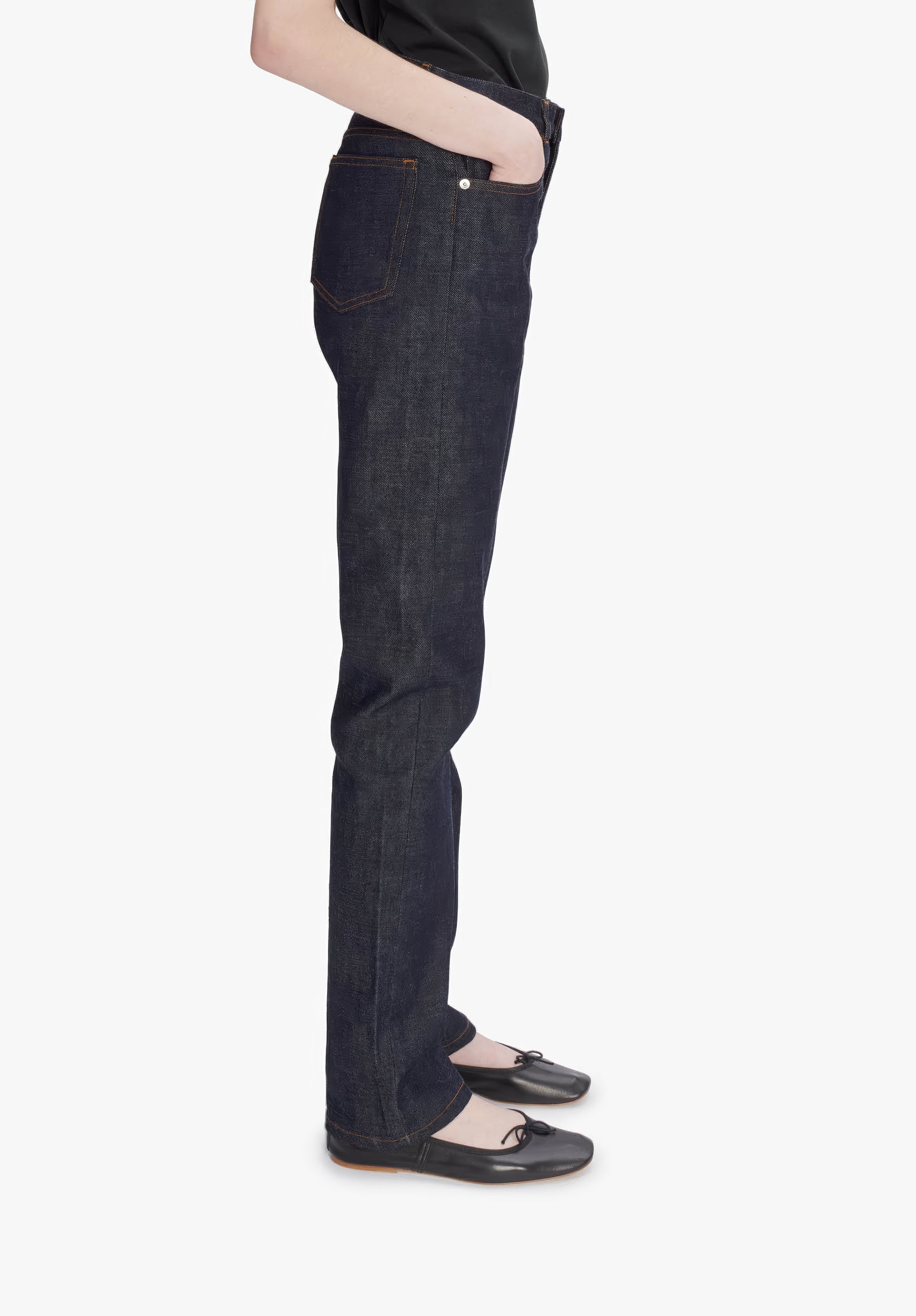 Standard Jeans