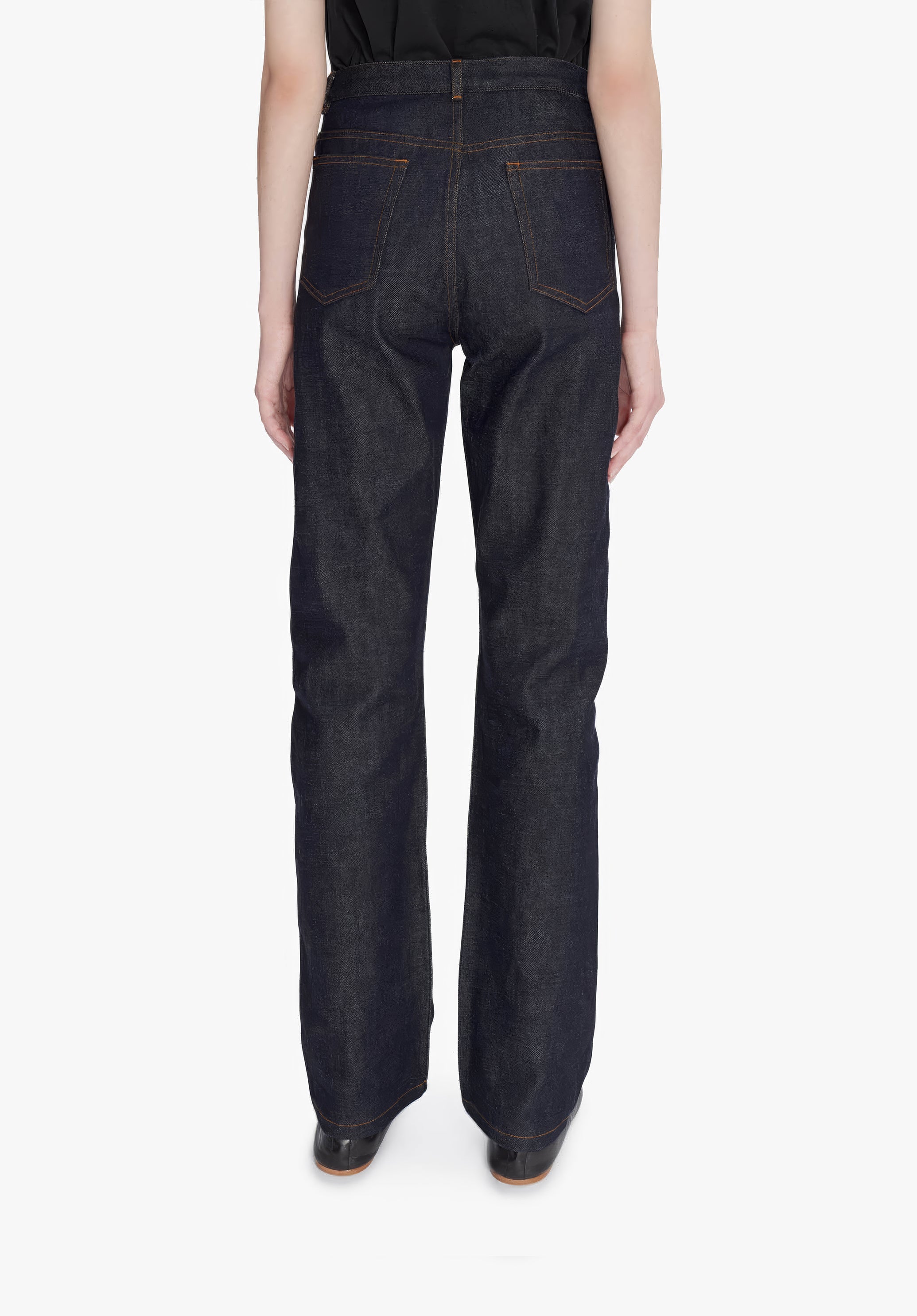 Standard Jeans