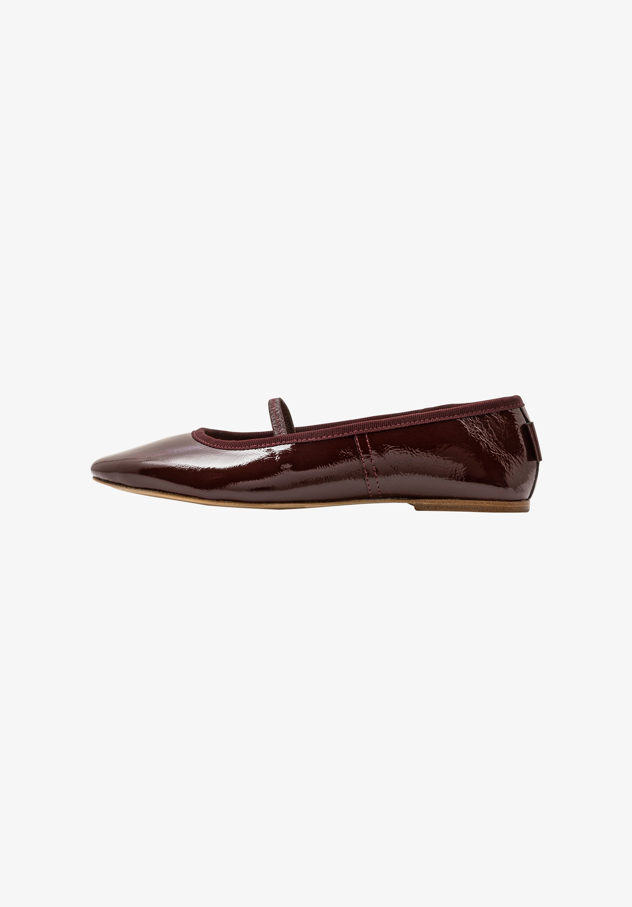Swan ballet flats
