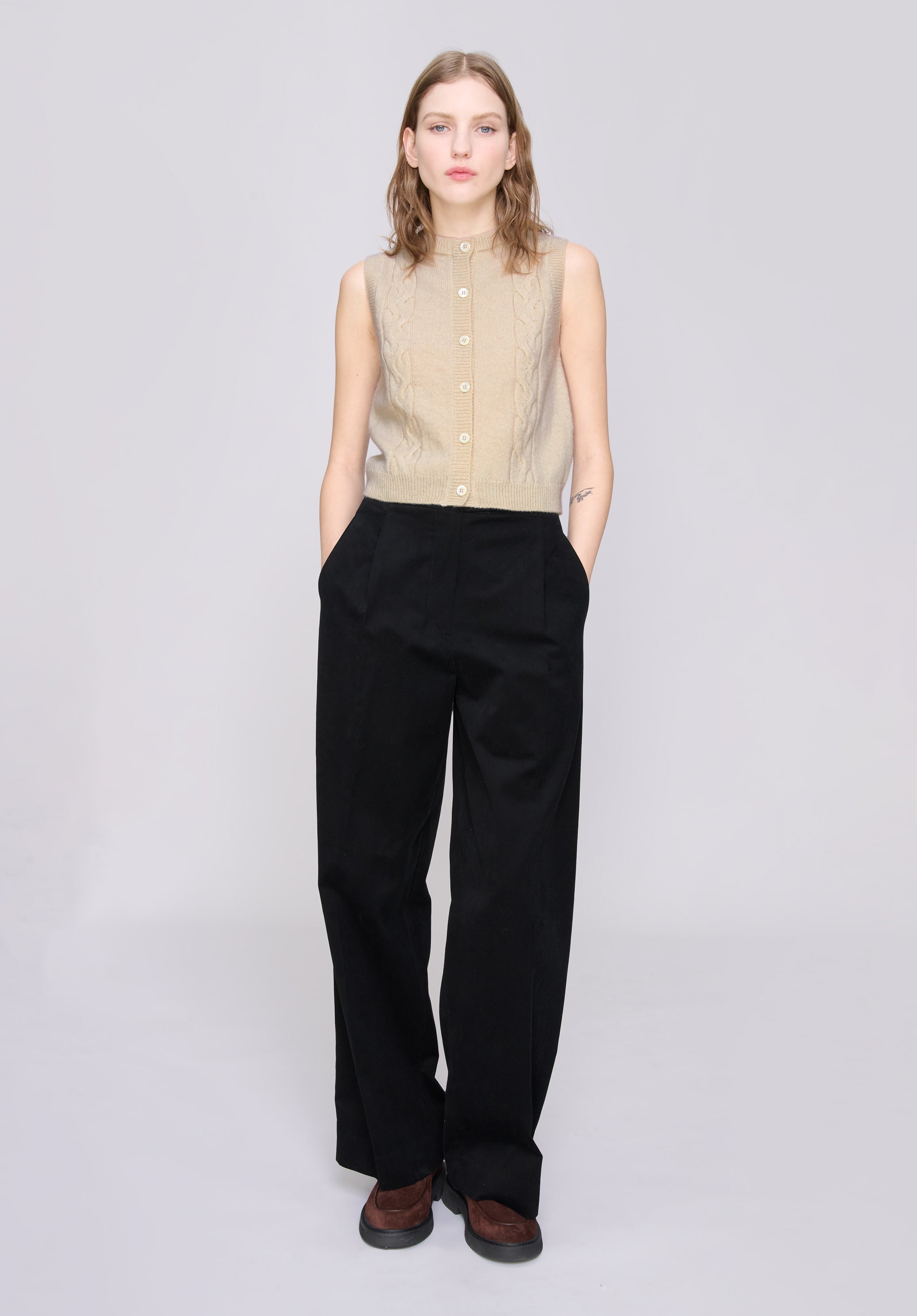 Alyson sleeveless jumper