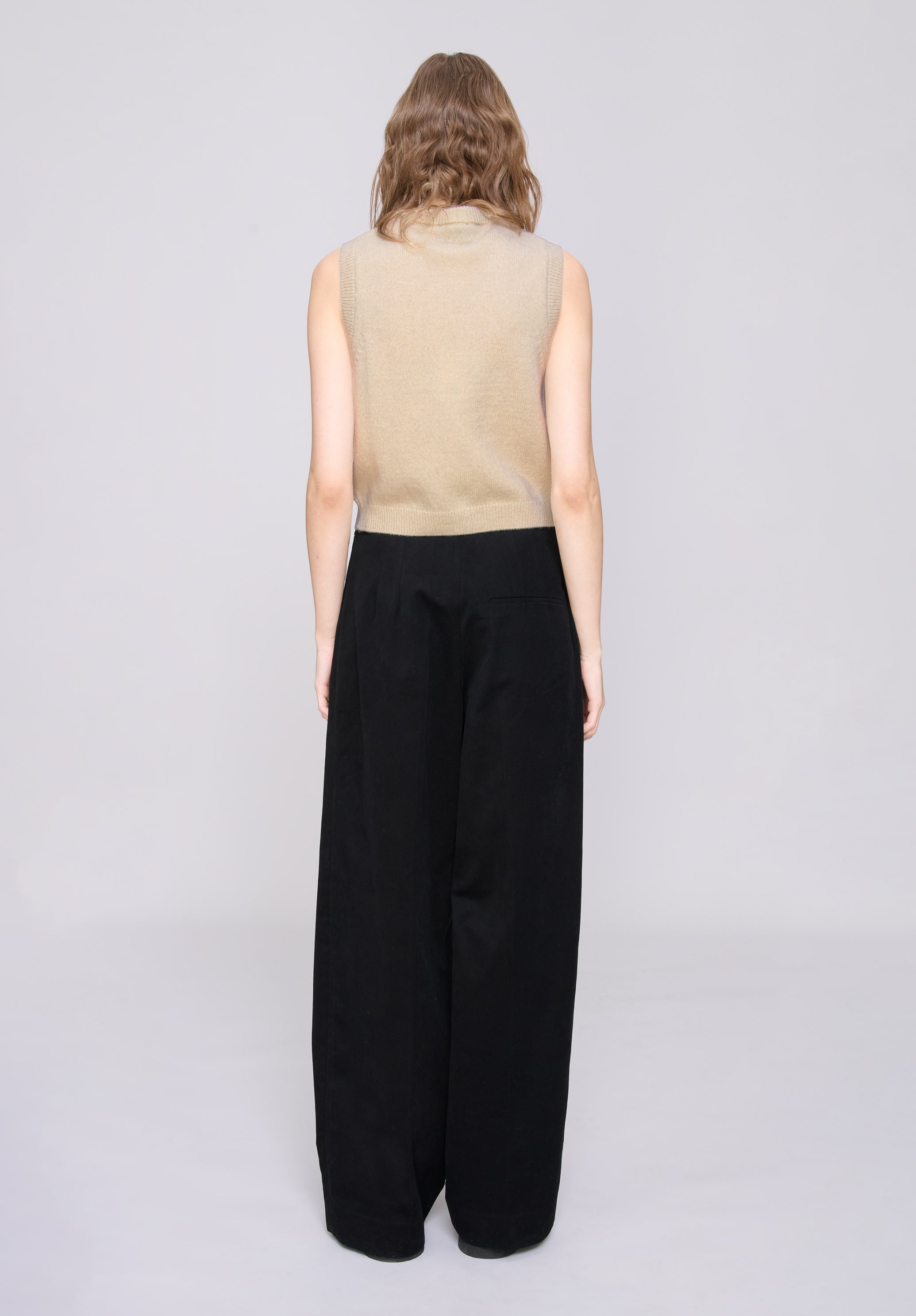 Alyson sleeveless jumper